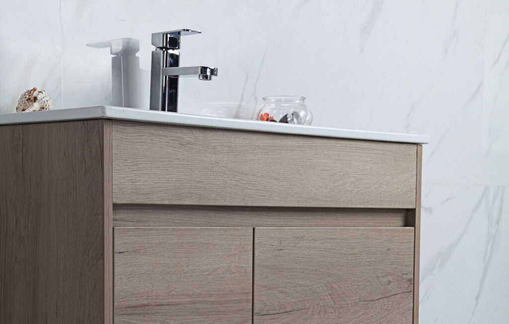YORK Slim Freestanding Vanity Max Oak 750/900