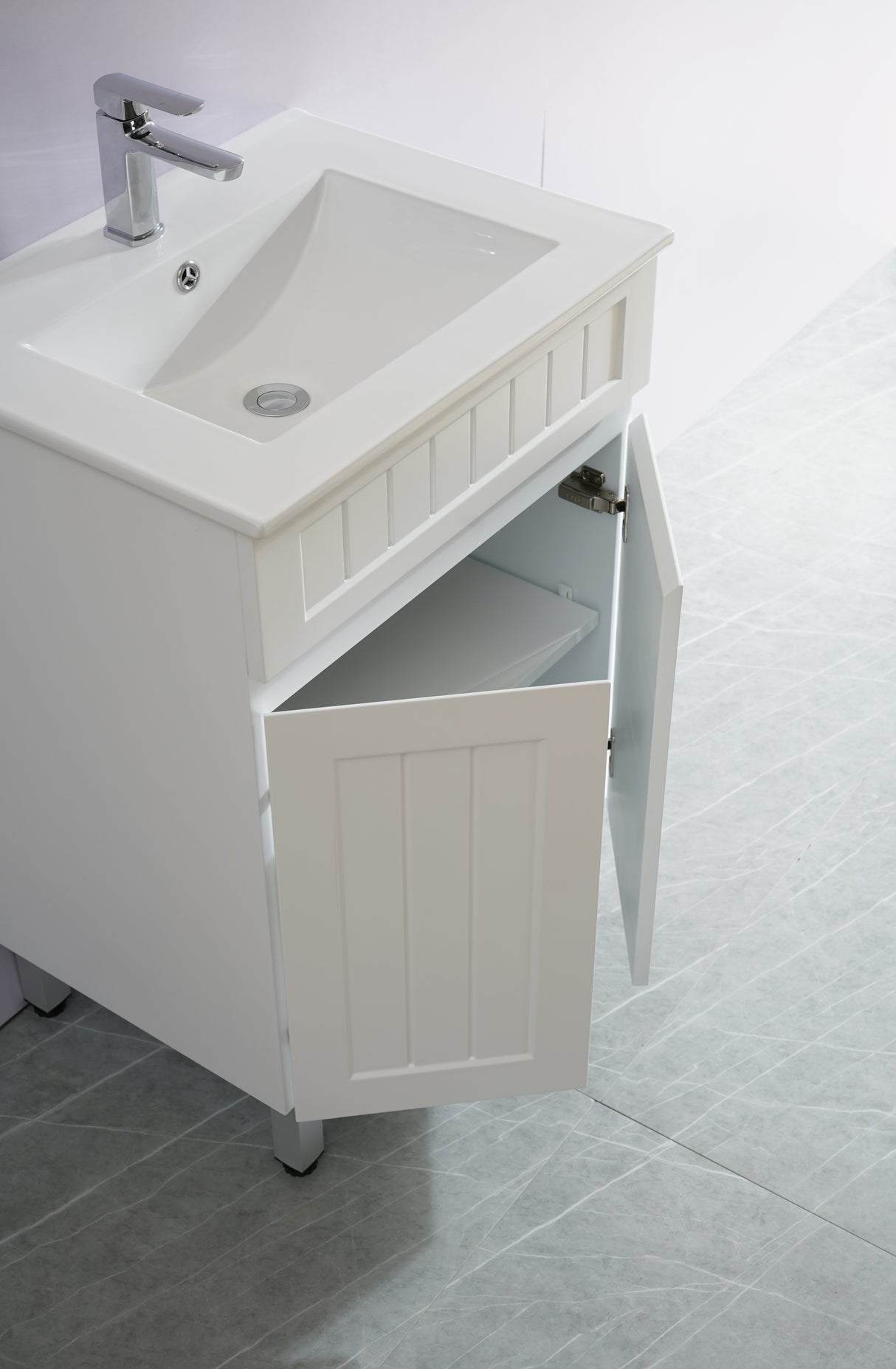 ACACIA SHAKER PVC Floor Vanity 600