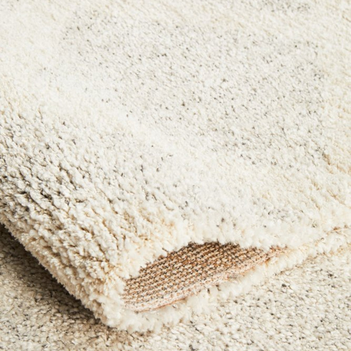 Alpine 855 Pebble Rug