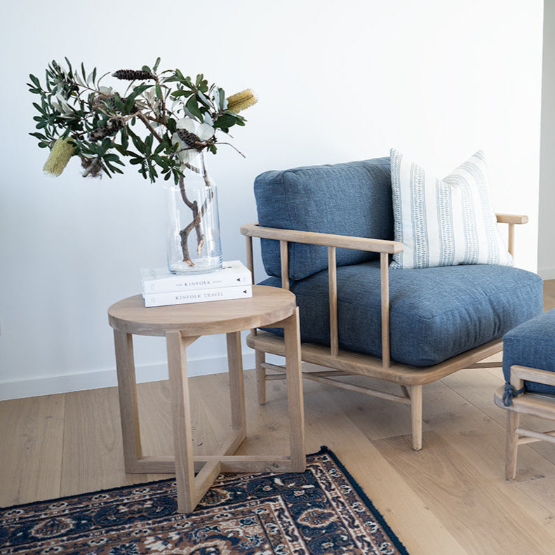 Clover American Oak Side Table – 0.5m