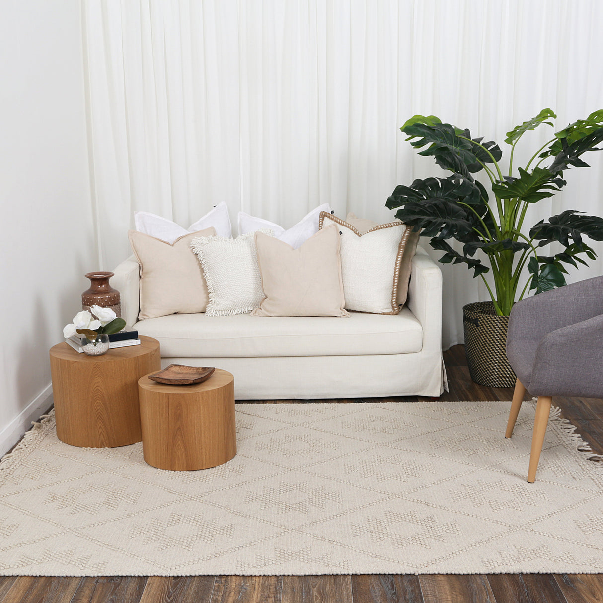 Diego Geometric Beige Wool Rug - DIEG04