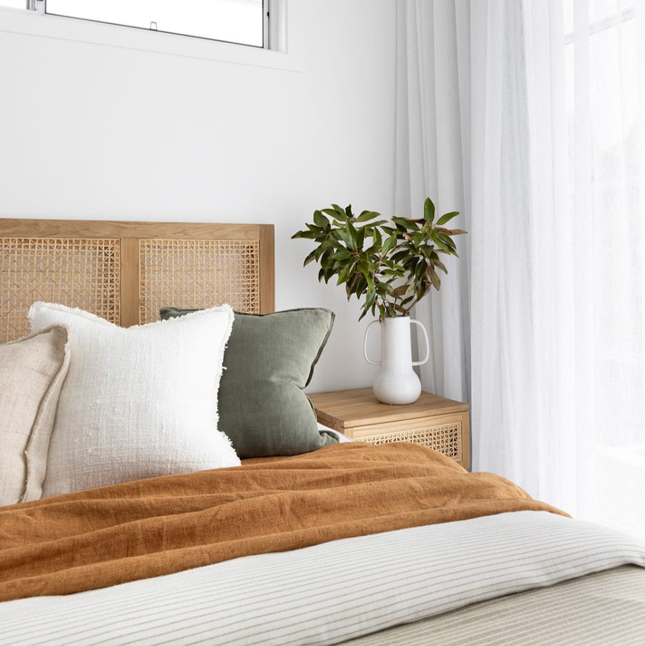 Fern Teak Bed - King Size - 1.95m