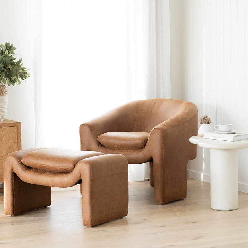 Freja Timber frame Armchair – Cognac Leather