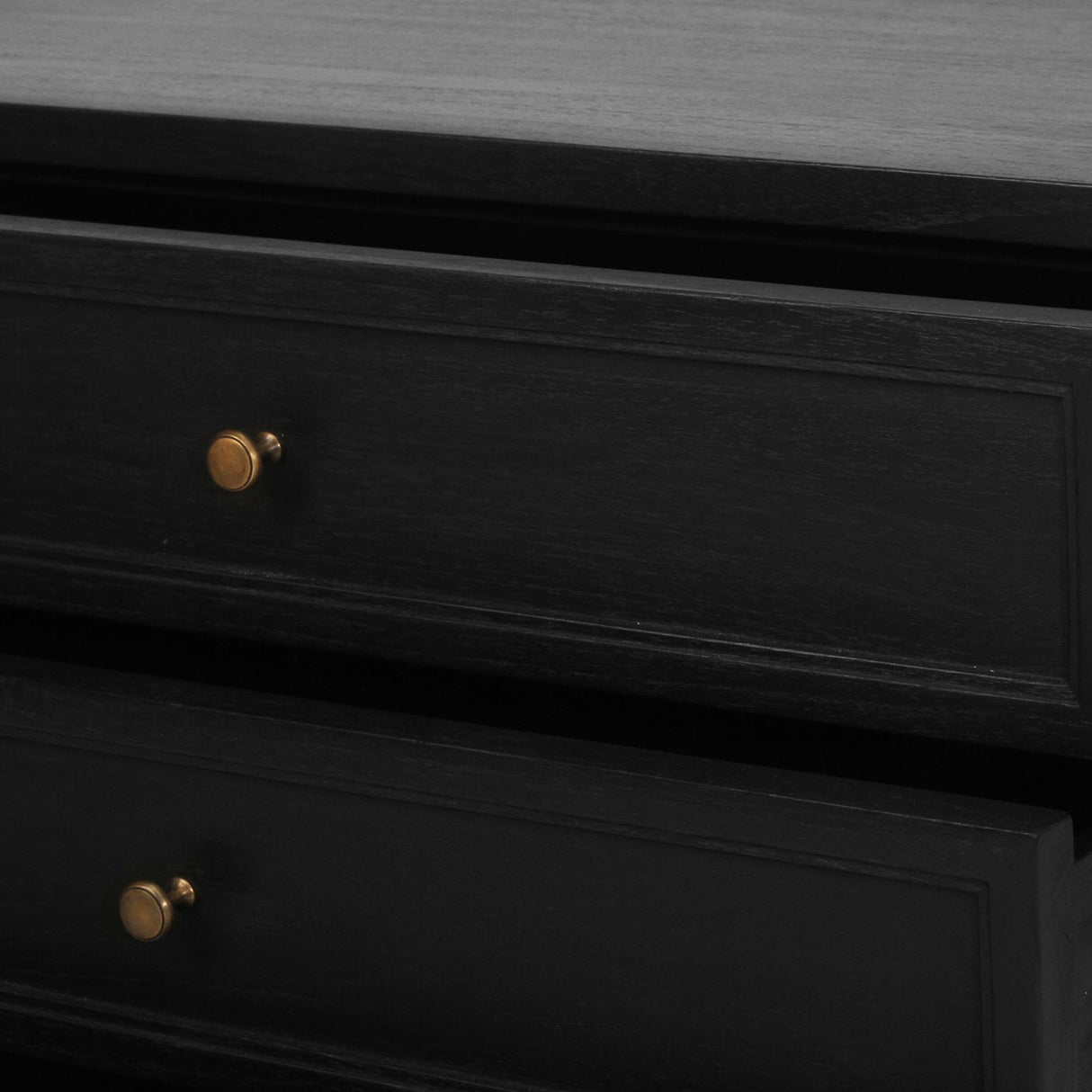 Hampton Cedar Bedside Table/ Nightstand – 3 Drawer – Black– 0.91m