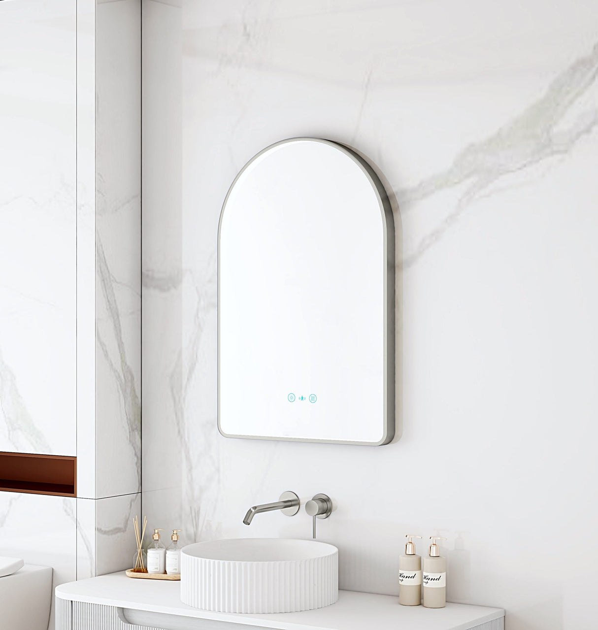 MAIA LED Arch Mirror (600×900mm)