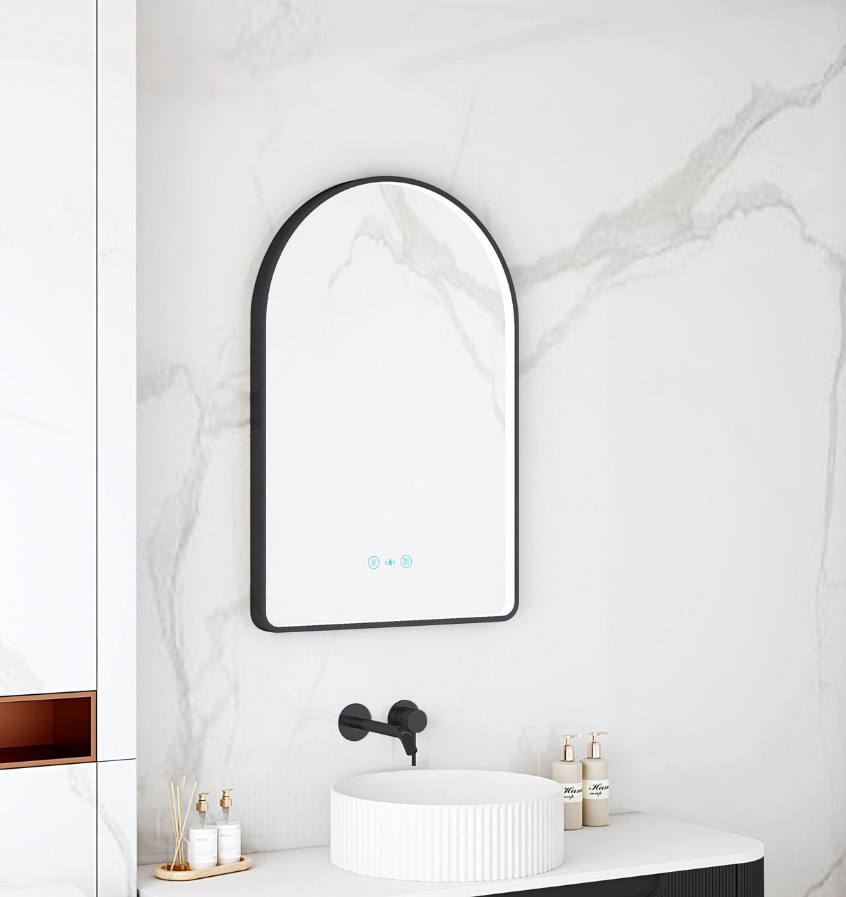 MAIA LED Arch Mirror (600×900mm)