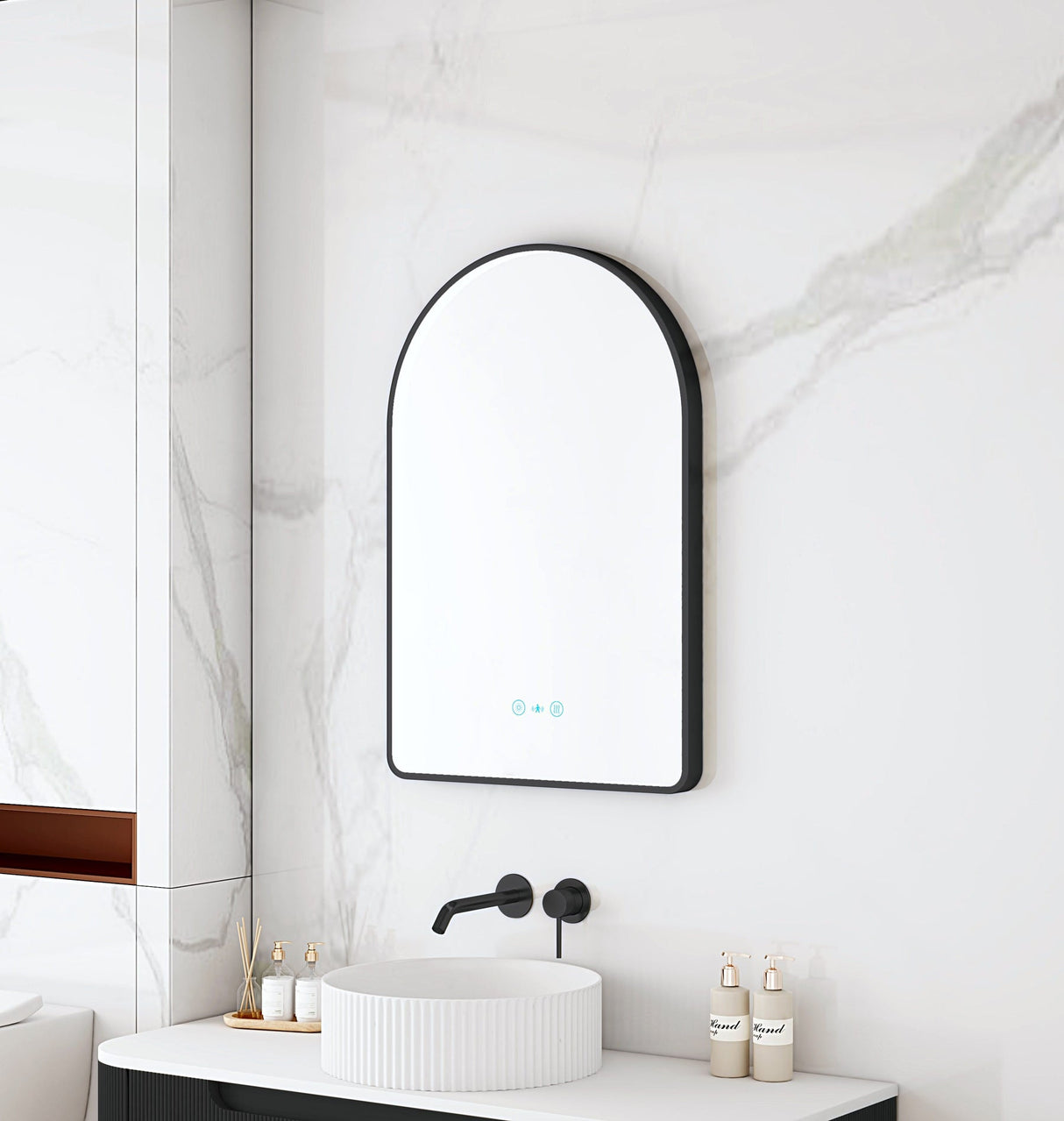 MAIA LED Arch Mirror (600×900mm)