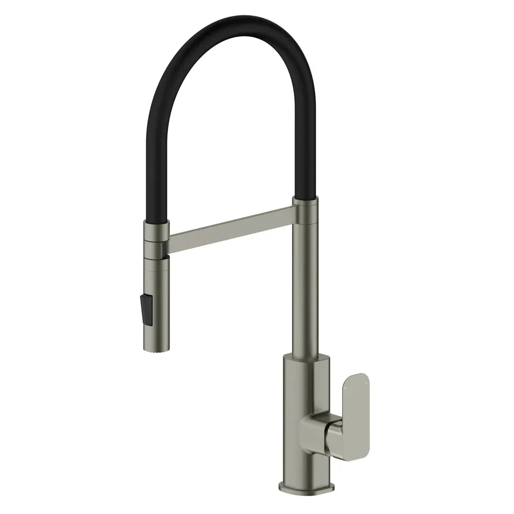 Oskar Pull-Out Kitchen Sink Mixer