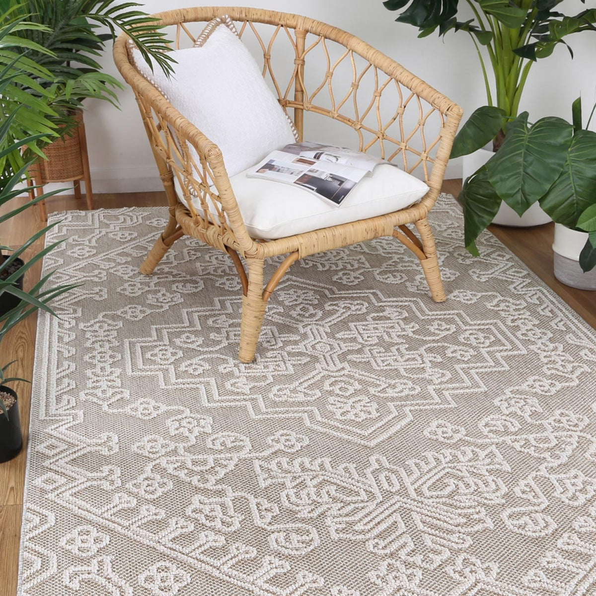 Vanuatu Waita Beige Tribal Flatweave Rug