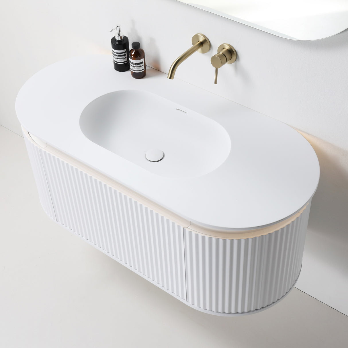 ZURE SAINOS Wall Hung Curve Vanity Matte White 2