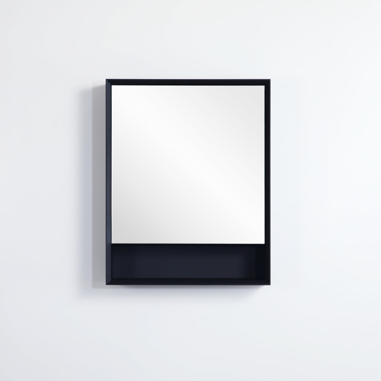 petra-shaving-cabinet-600mm-single-door