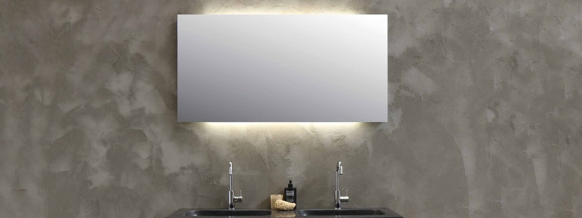 What to consider when choosing your bathroom mirrors