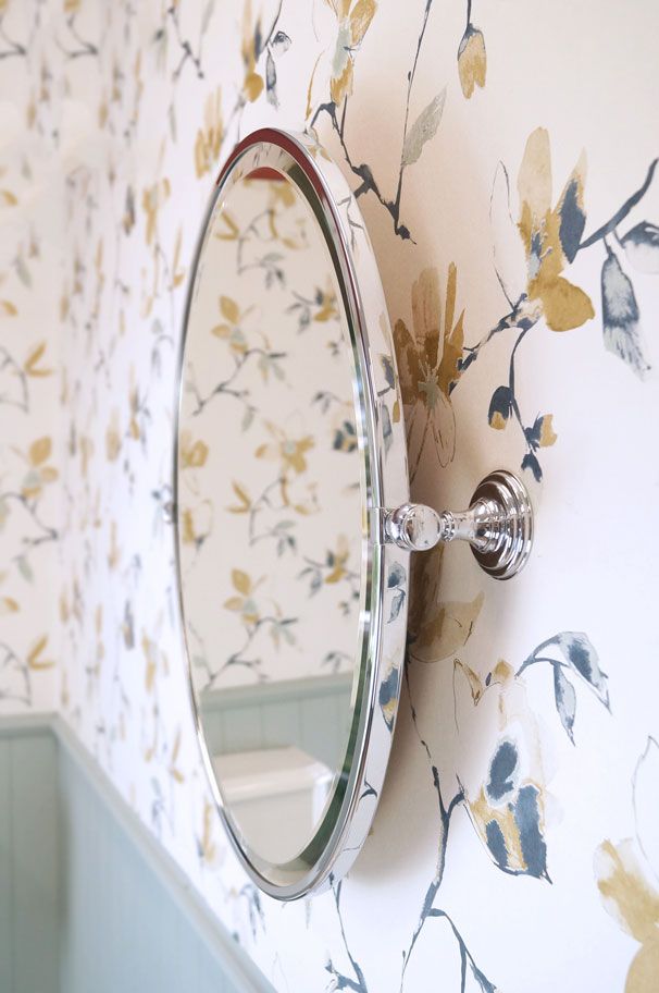 Framed vs. Frameless: Should I choose a framed or frameless mirror?