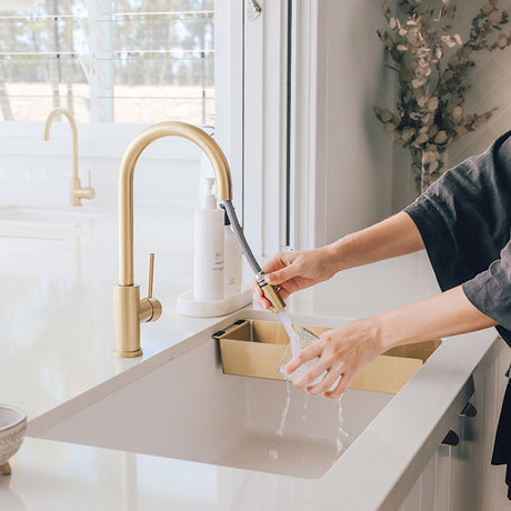 How to replace kitchen tap by myself? DIY