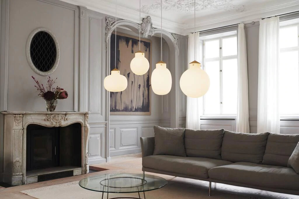 RAITO 22 OVAL PENDANT GLASS, METAL OPAL/BRASS