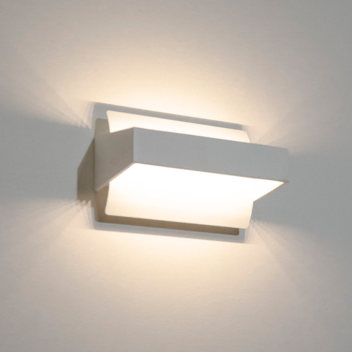ATLANTA: City Series LED Interior Tri-CCT Up/Down Rectangular Dimmable Wall Light