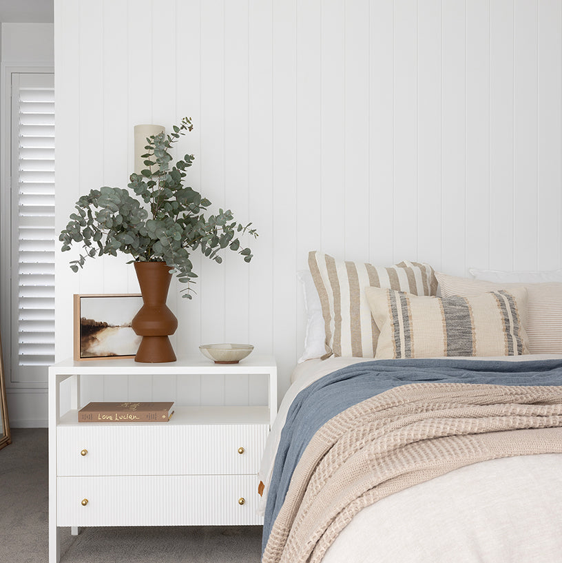 Aurelia Mahogany Nightstand - Whitley - 0.8m