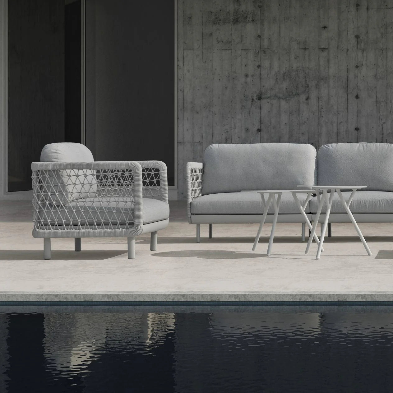 Colwood Outdoor Rope Armchair in Light Grey