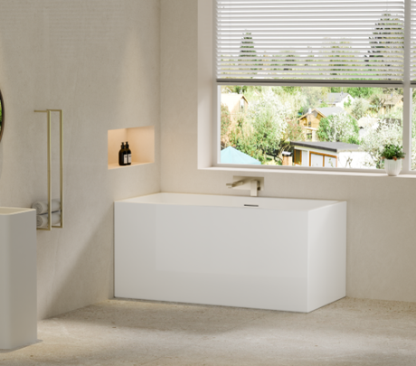 Crete Free Standing Bathtub With Overflow 1300mm
