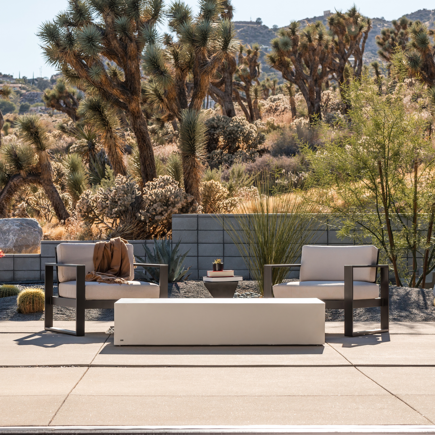 EcoSmart MOVE 65 Concrete Coffee Table (Bloc L5)