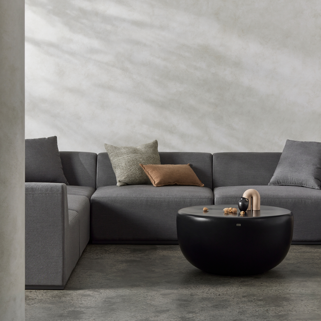 EcoSmart NODE 30 Concrete Coffee Table (CIRC M1)