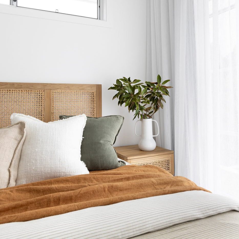 Fern Teak Bed - Queen Size - 1.65m