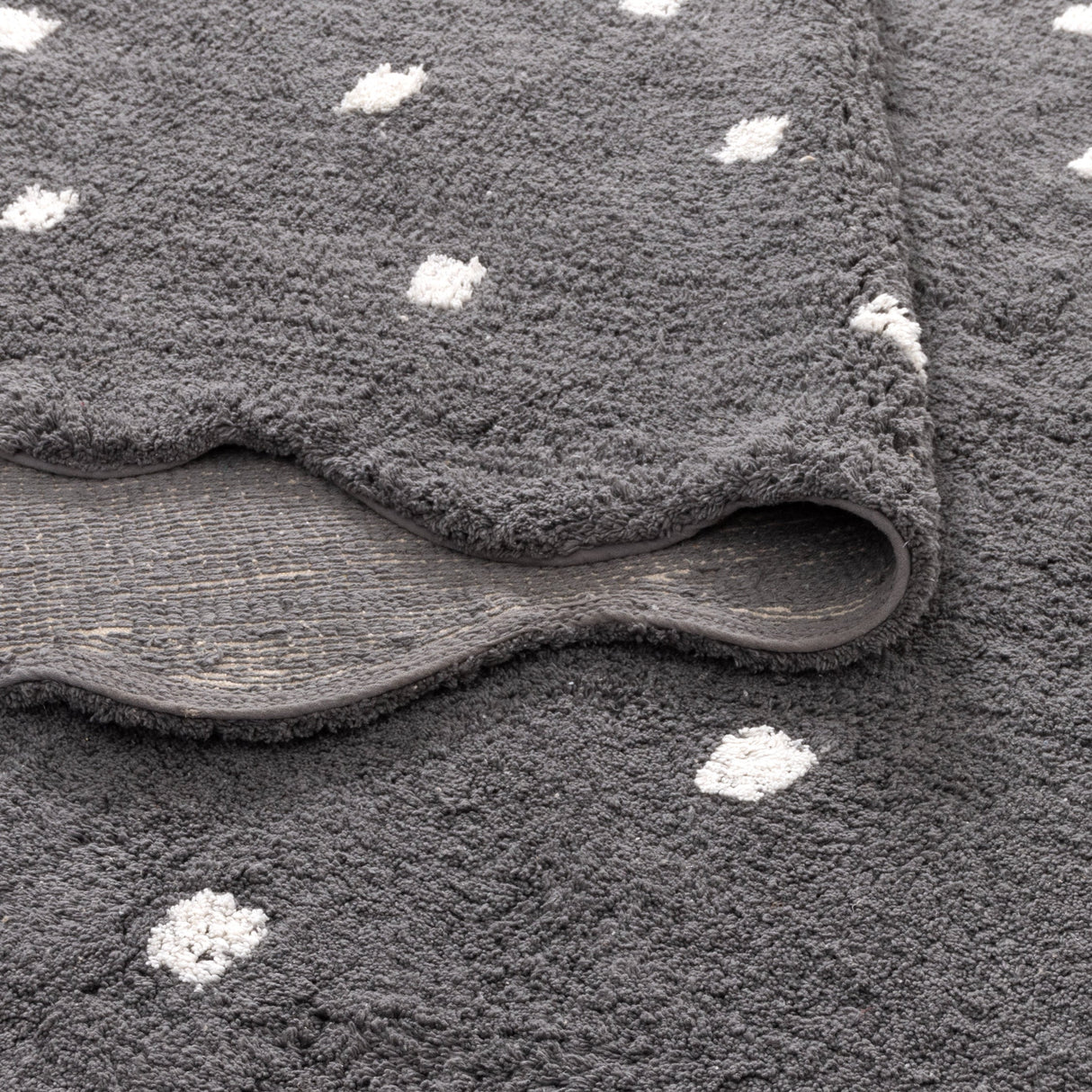 Mellow Rectangle Scalloped Kids Rug Grey: New Arrival
