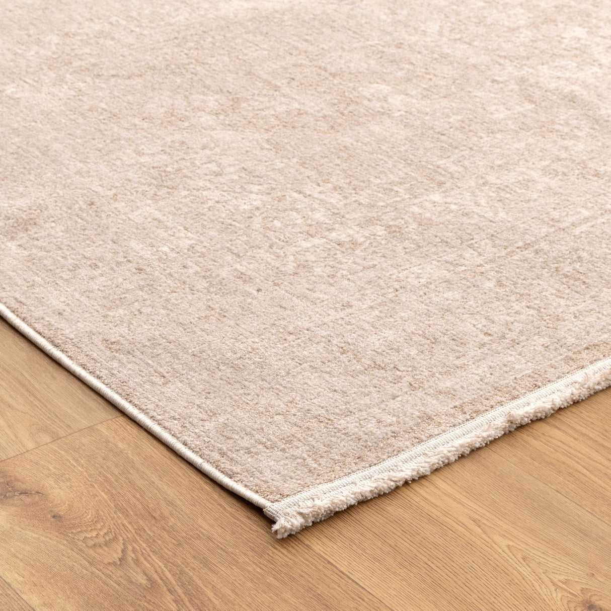 Heritage Distressed Medallion Beige Rug - H102