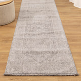 Heritage Distressed Medallion Grey Runner- H103