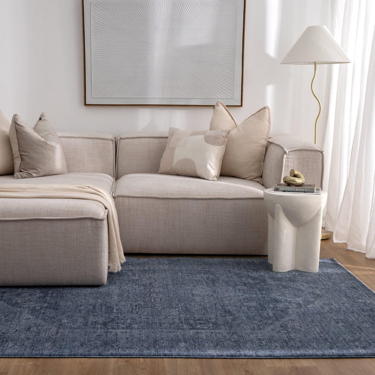 Heritage Distressed Medallion Blue Rug - H104