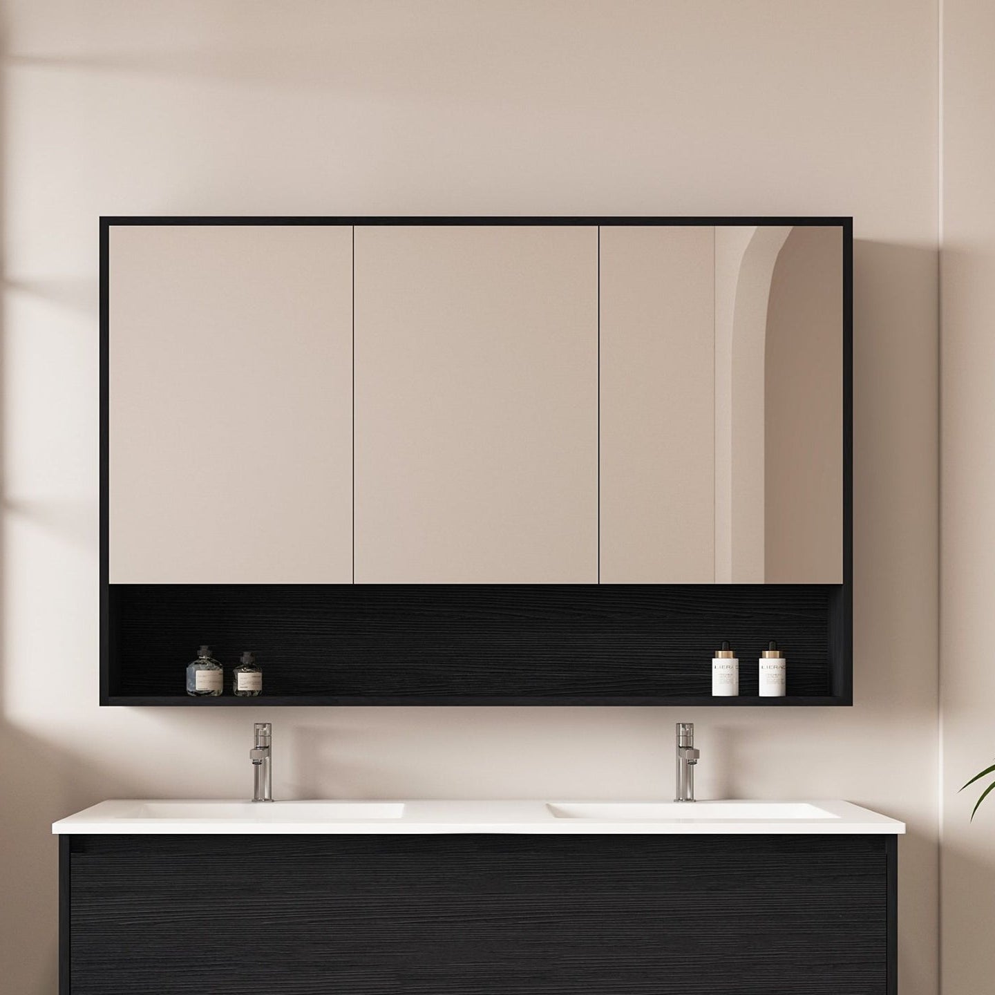 HERA Shaving Cabinet Black Oak 