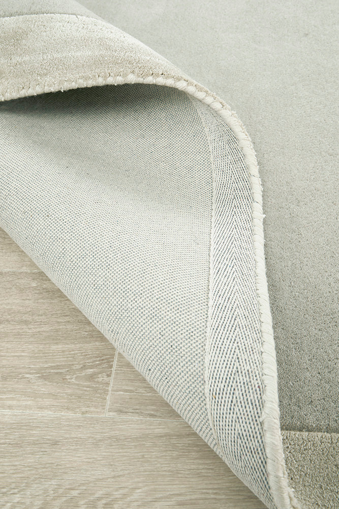 Hugo Silver Runner Rug