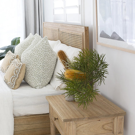 Hampton Cedar Cane Bed – King Size – Weathered Oak - 1.95m