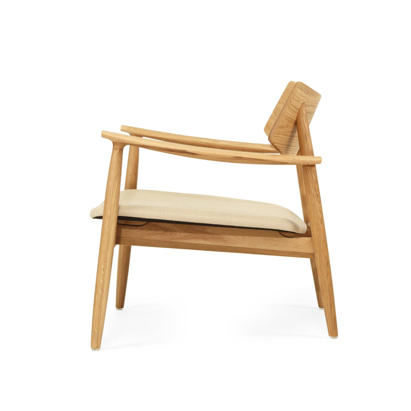 Harlow American Oak Occasional Chair – Natural
