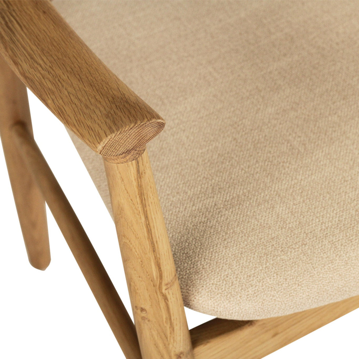 Harlow American Oak frame Dining Armchair – Natural