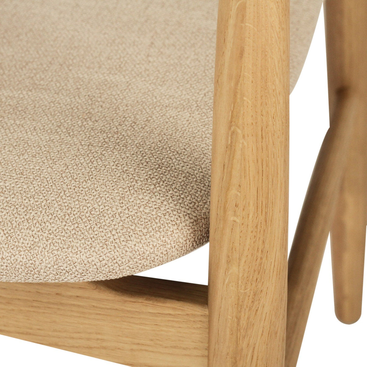 Harlow American Oak frame Dining Armchair – Natural