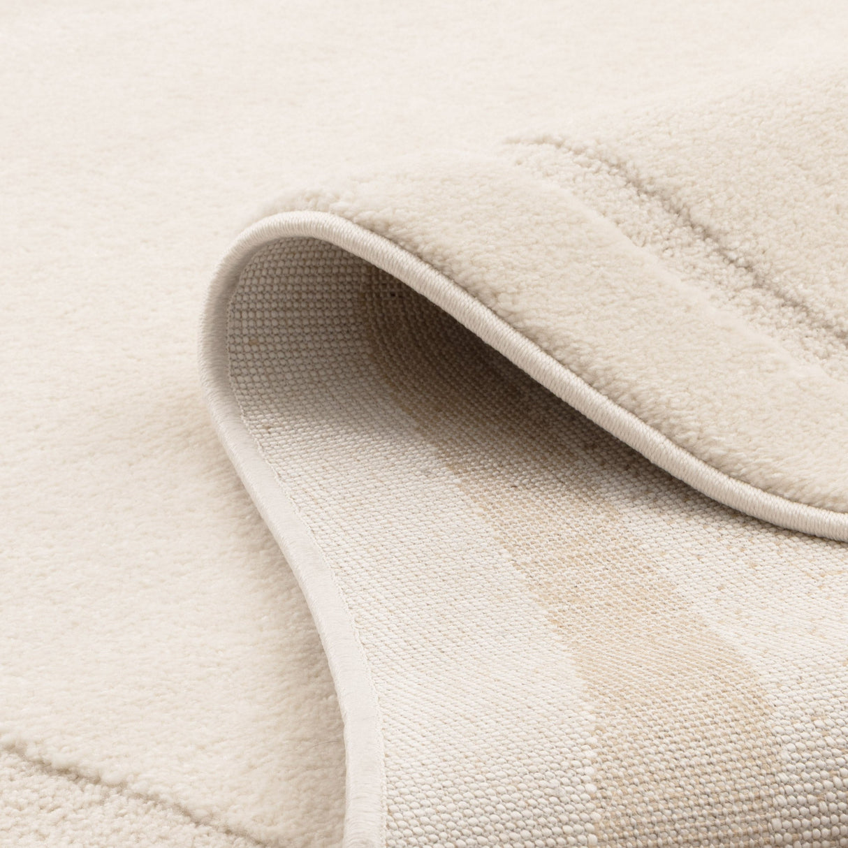 Nessa Ivory Jellybean Rug (N400)