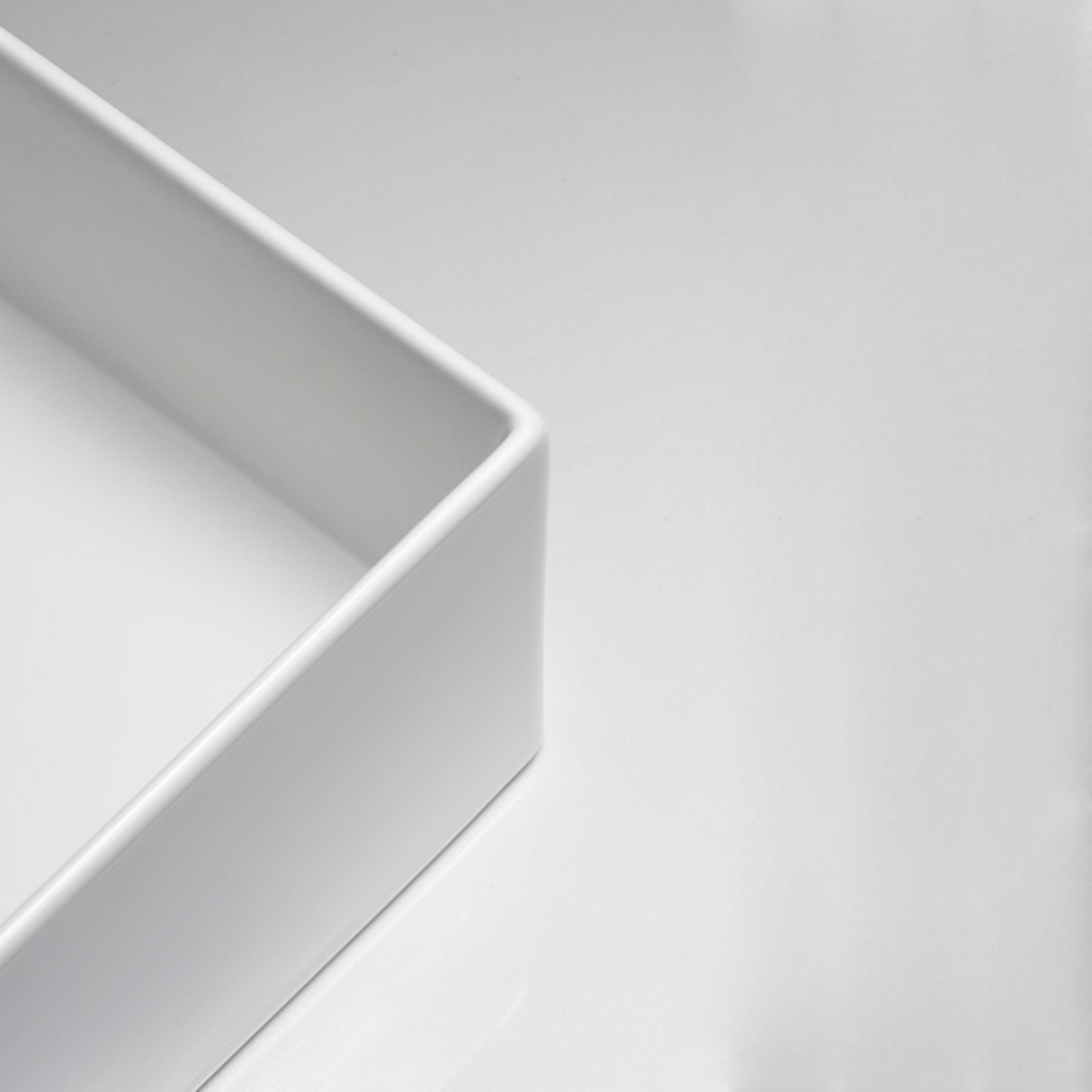 KOHLER Mica Square Slim Rim Basin (Gloss White/ Honed Black)