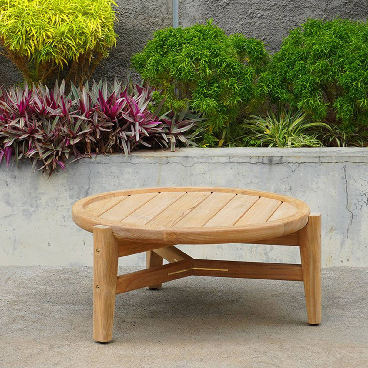 Kingston Outpost Round Coffee Table – Low – 0.6m