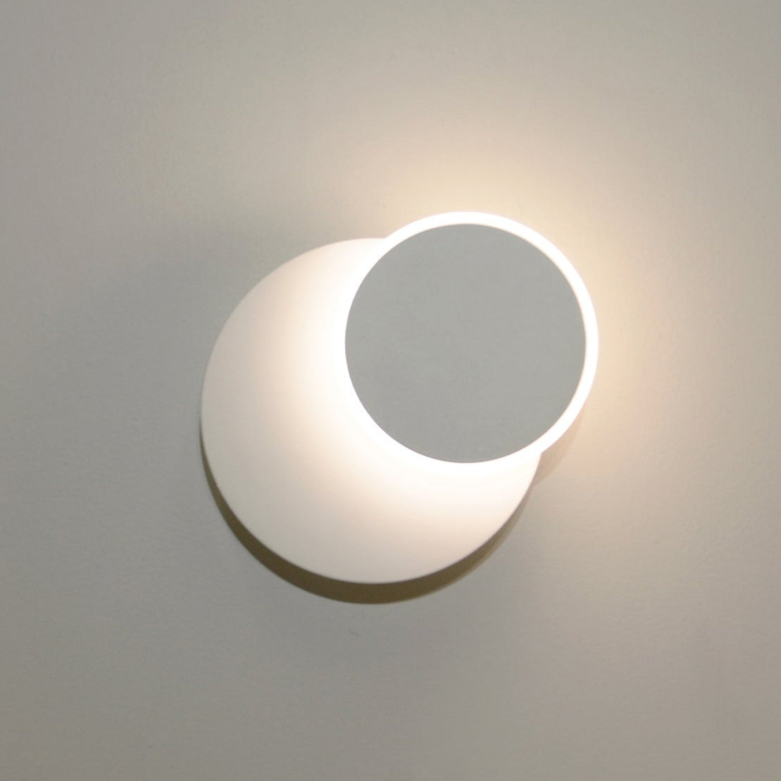 LIMA: City Series LED Tri-CCT Interior Rotatable Dimmable Wall Lights