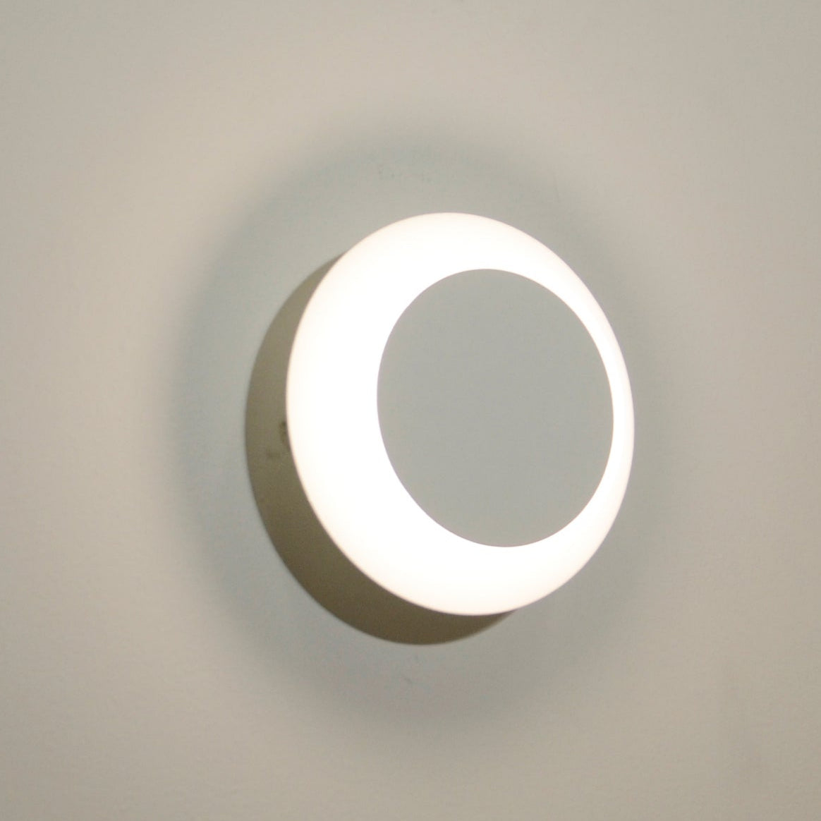 LIMA: City Series LED Tri-CCT Interior Rotatable Dimmable Wall Lights