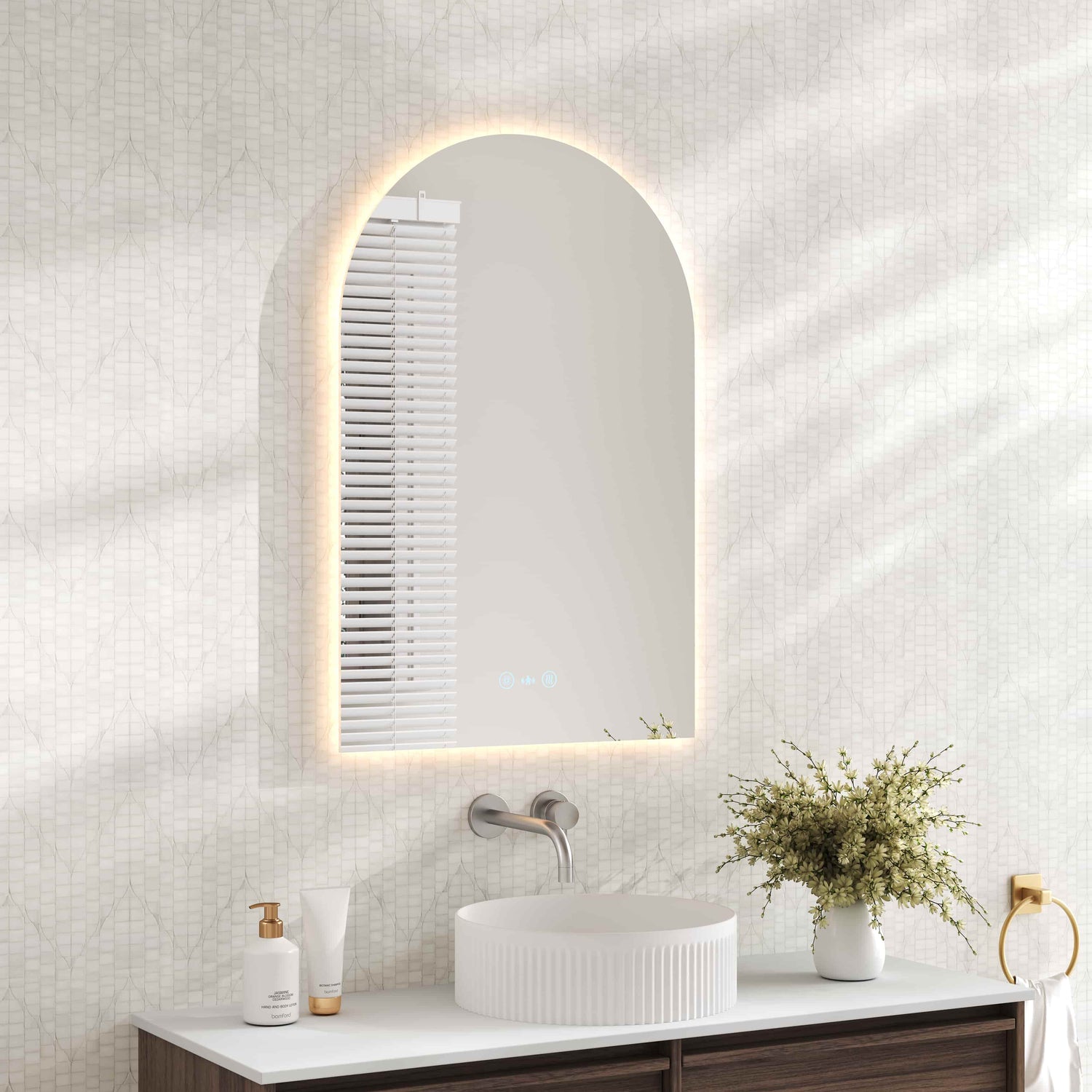LUNA LED Arch Frameless Mirror 600x900mm
