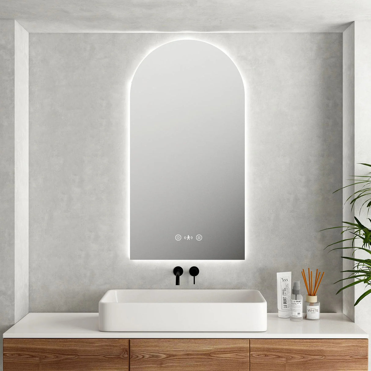 LUNA LED Arch Frameless Mirror 600x900mm