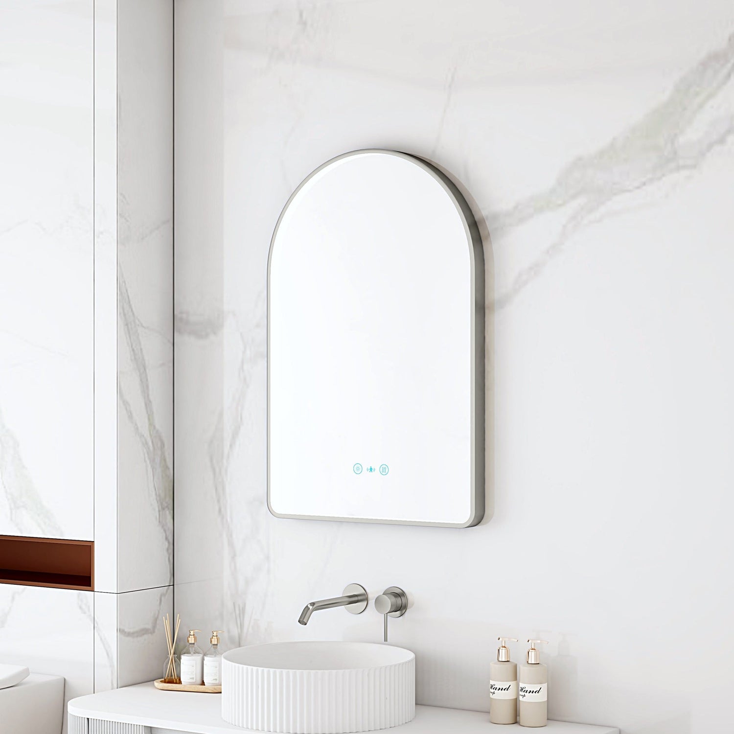 MAIA LED Arch Mirror (600×900mm)