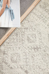 Mirage Zelda Silver Grey Round Rug