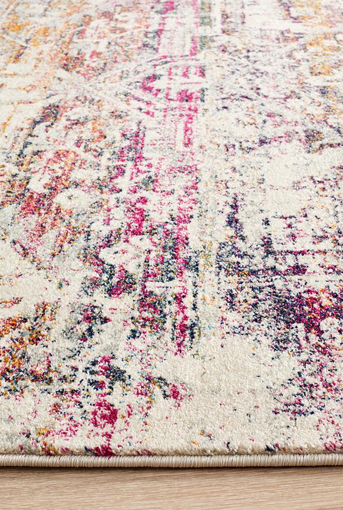 Museum Lili Fuschia Round Rug