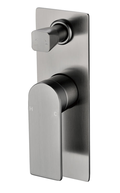 Ruki Wall Mixer with Diverter - Chrome