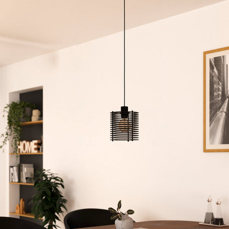 SEGOVIA Single Pendant Light (Black)