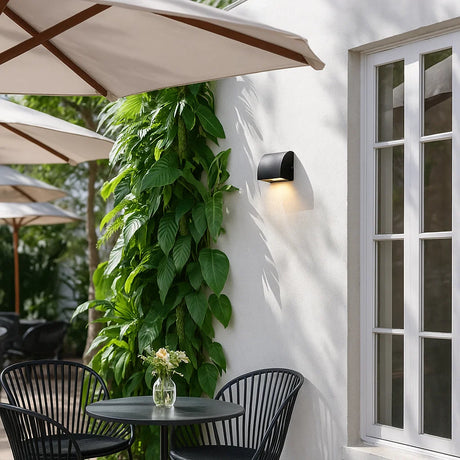 STE: Exterior 12V Matte Black Curved Surface Mounted Step / Wall Lights IP65