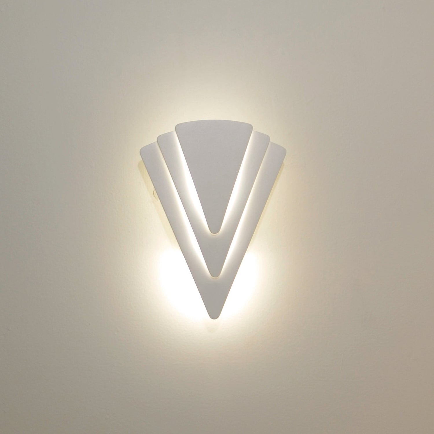 SURAT: City Series LED Dual-CCT Interior Triangular Dimmable Wall Light